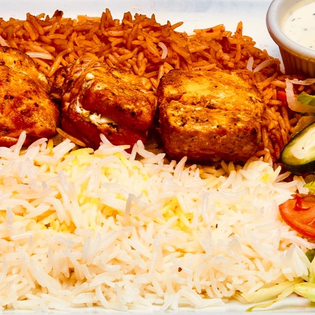 Salmon & Chicken Platter Combo Platter.