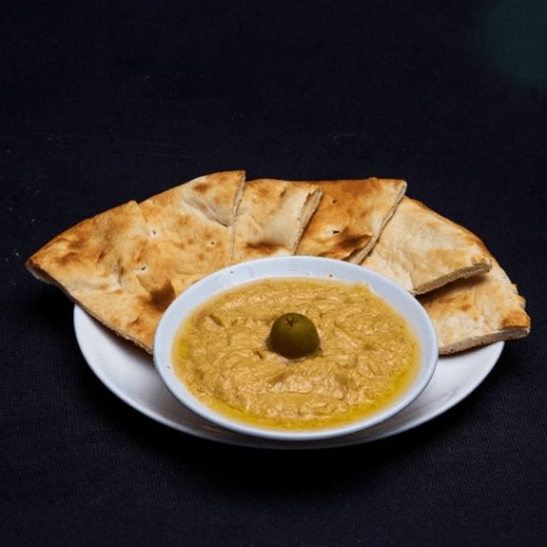 Delicious Hummus and Mediterranean Favorites